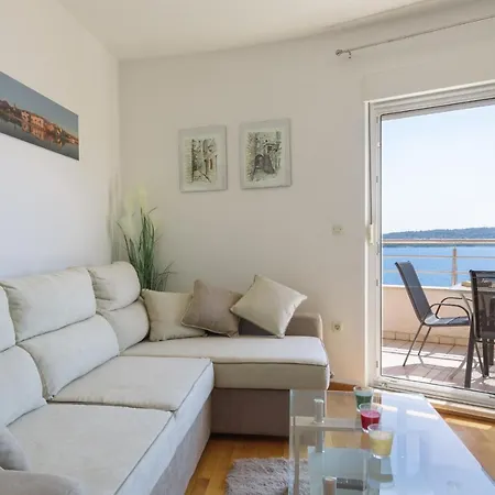 Apartment Marijana Trogir Exterior photo